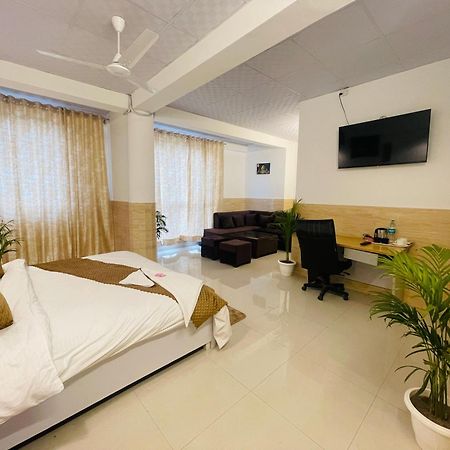 מלון Dr White House - Noida Sector 18 מראה חיצוני תמונה