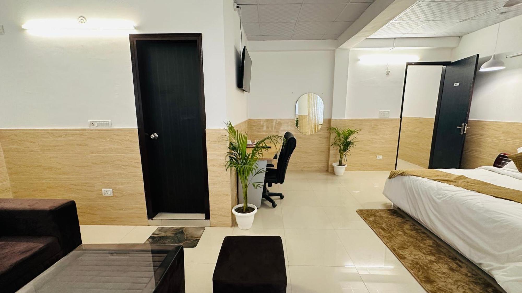 מלון Dr White House - Noida Sector 18 מראה חיצוני תמונה