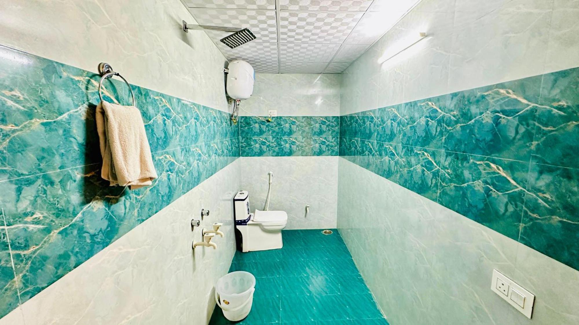 מלון Dr White House - Noida Sector 18 מראה חיצוני תמונה